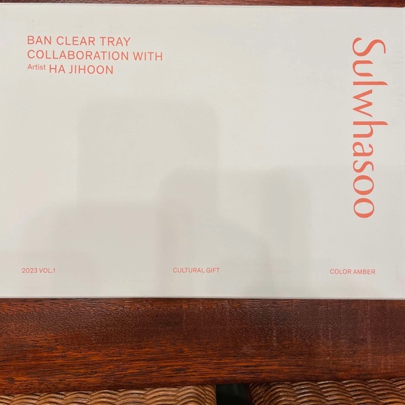Sulwhasoo Ban Clear Tray designed by Ha Jihoon - Picture 1 of 2